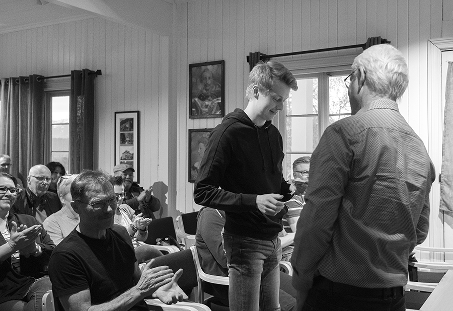 Peter Elias tok med flere utmerkelser